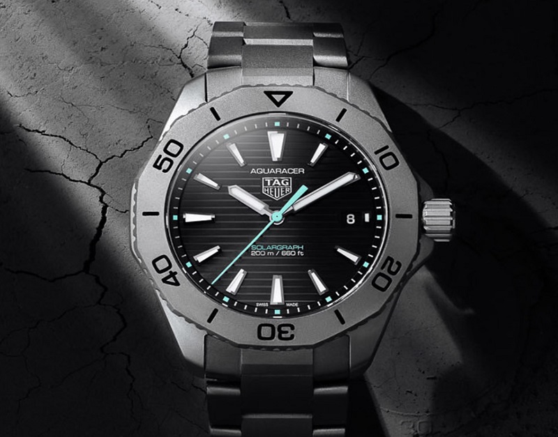 LVMH Watch Week: A Sleeker TAG Heuer Aquaracer Professional 200 –  International Wristwatch