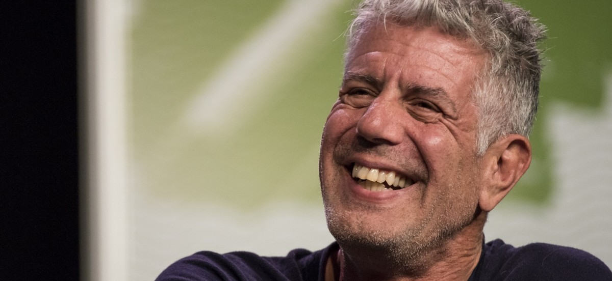 Friends and fans pay tribute to beloved chef and TV host Anthony Bourdain |  Options, The Edge