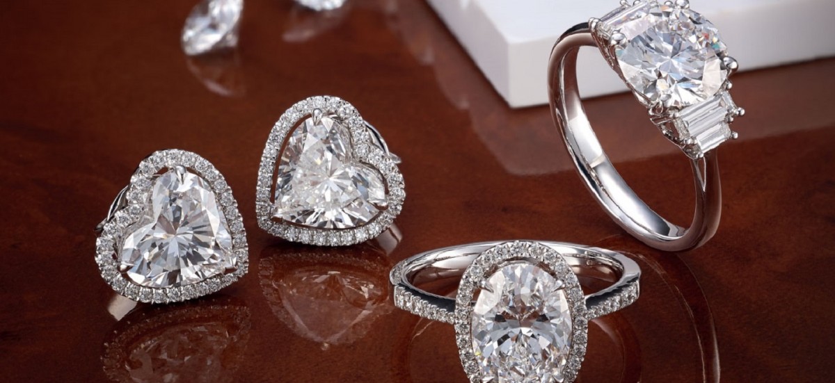 Jewellery retailer DeGem launches estore Options, The Edge