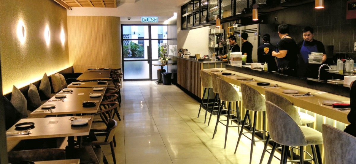 Food Review New Eateries Playte And Krung Thep At Republik Damansara Heights Options The Edge