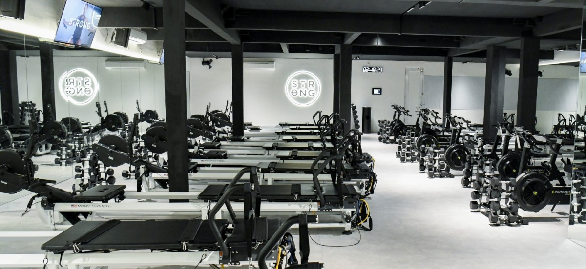 Pilates Edge – Großer Gepolsterter Keil Für Mehr Stabilität & Kraft (schwarz, Für Home & Studio)