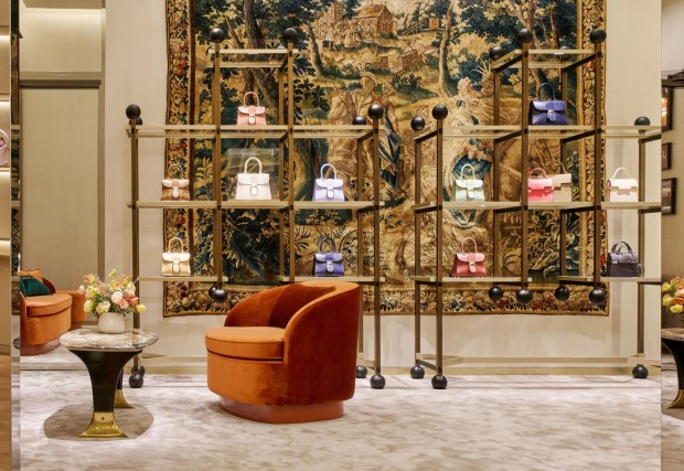 Delvaux | Options, The Edge